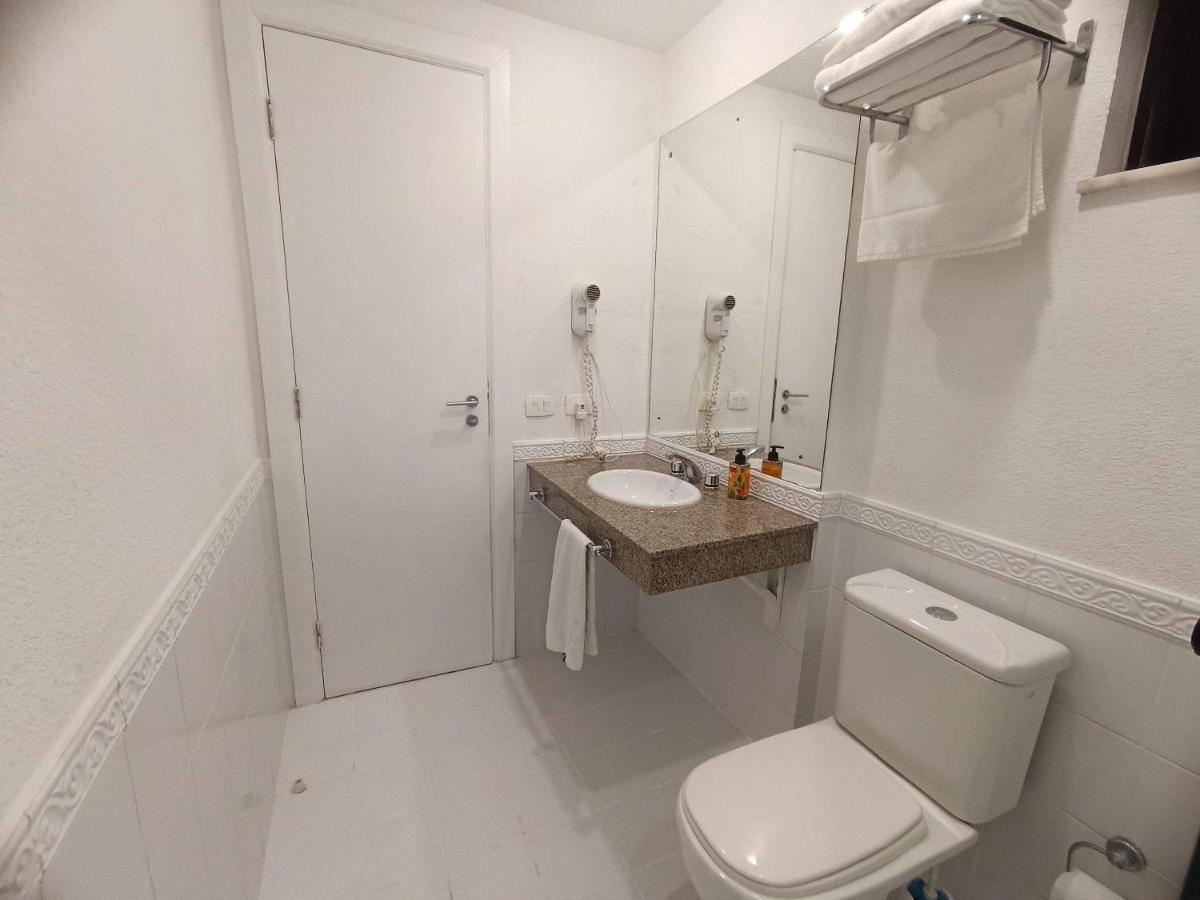 Apto-Flat Excelente Localizacao Centro-Batel - Somente Familiares Κουριτίμπα Εξωτερικό φωτογραφία