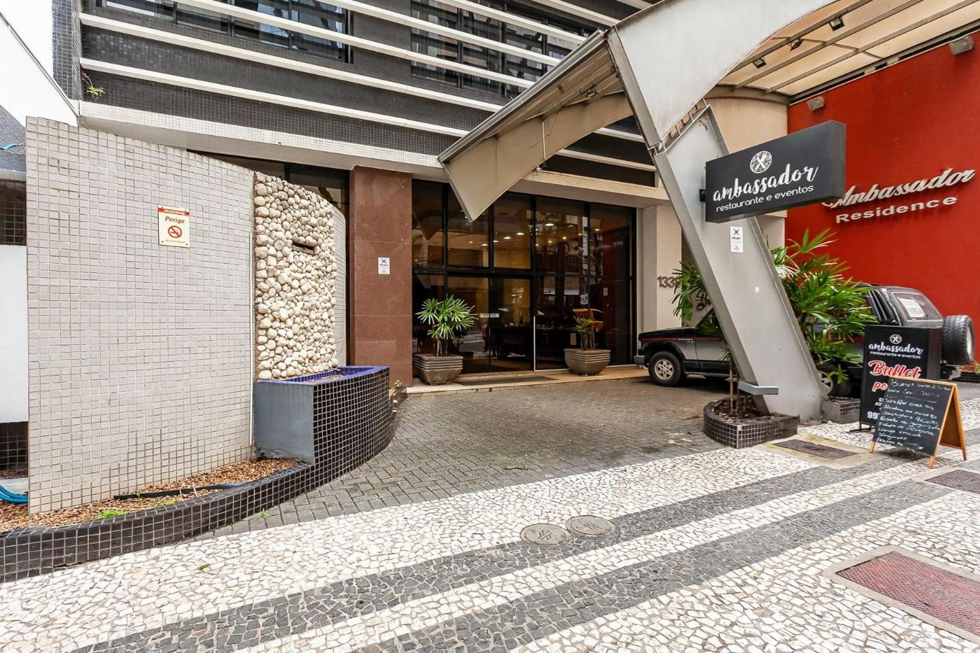 Apto-Flat Excelente Localizacao Centro-Batel - Somente Familiares Κουριτίμπα Εξωτερικό φωτογραφία